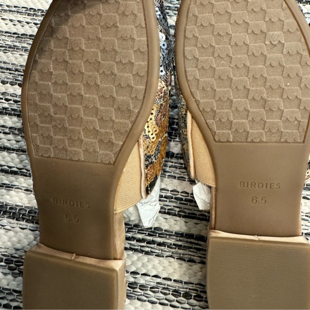 Birdies The Dove Gold Petal Sequin Mule Slip On‎ Shoes Flats Shoes 6.5 - Picture 2 of 2
